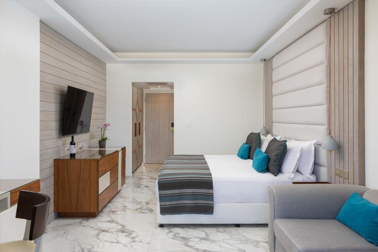 Hotel Atlantica Bay - Adults Only Limassol Exterior foto